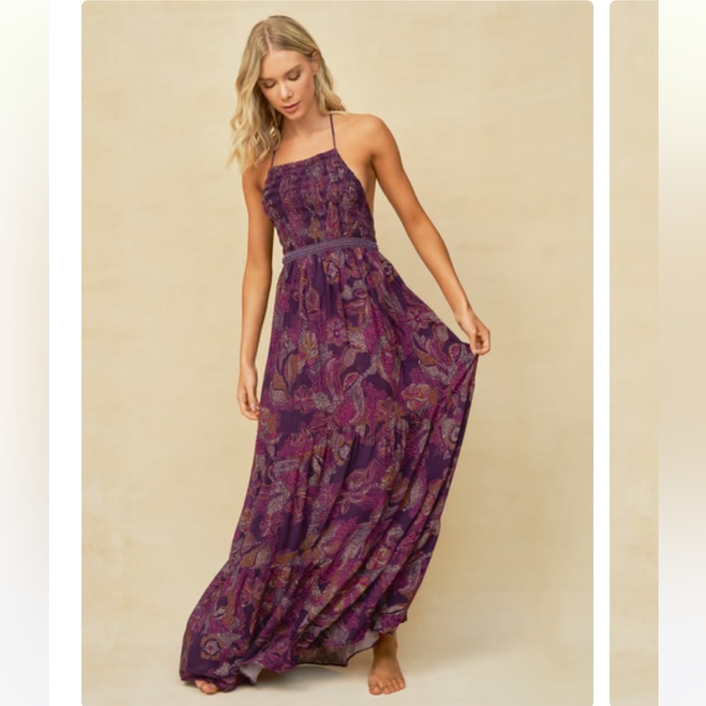 Maaji maxi dress - open back halter maxi dress w/ smocked top Size M- runs small